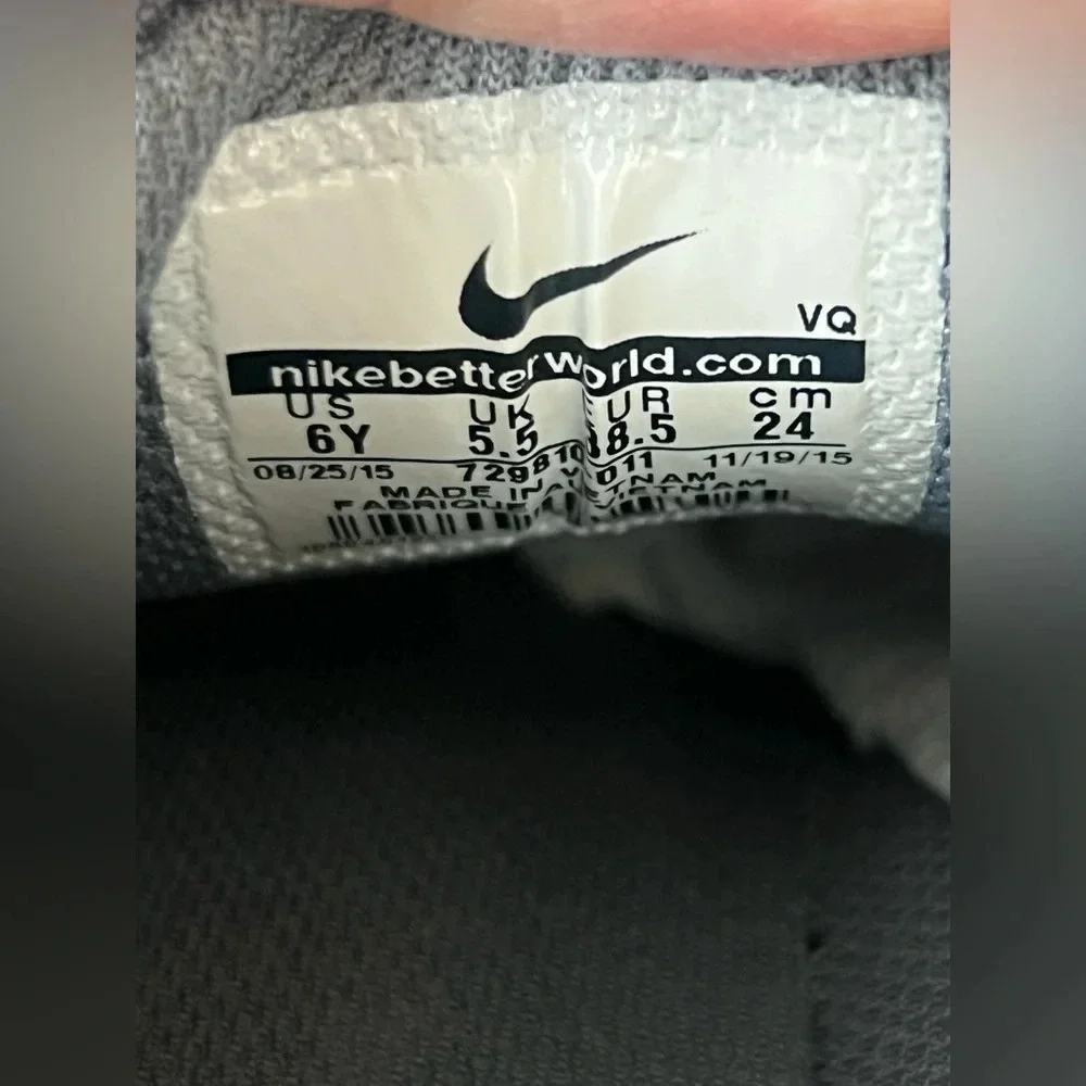 NIKE MEN'S SB SATIRE II 729809-010 Gray / WHITE SNEAKERS SIZE 6Y